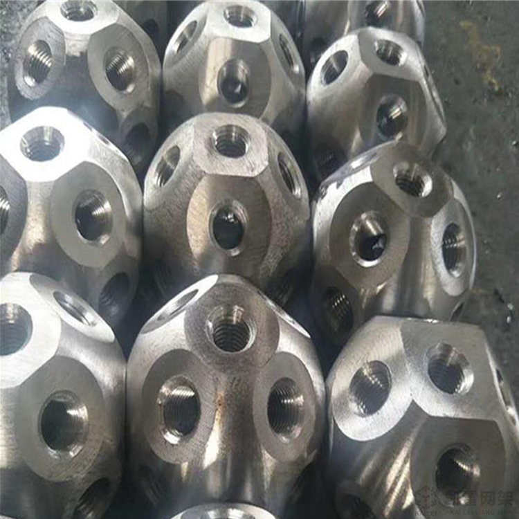 和龙螺栓球网架加工安装方法